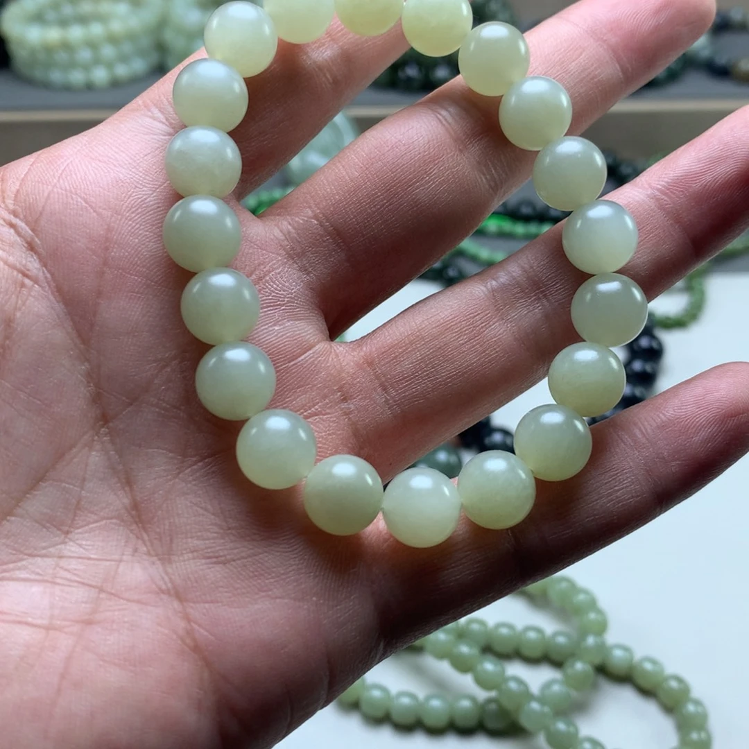 和田玉未镶嵌手链