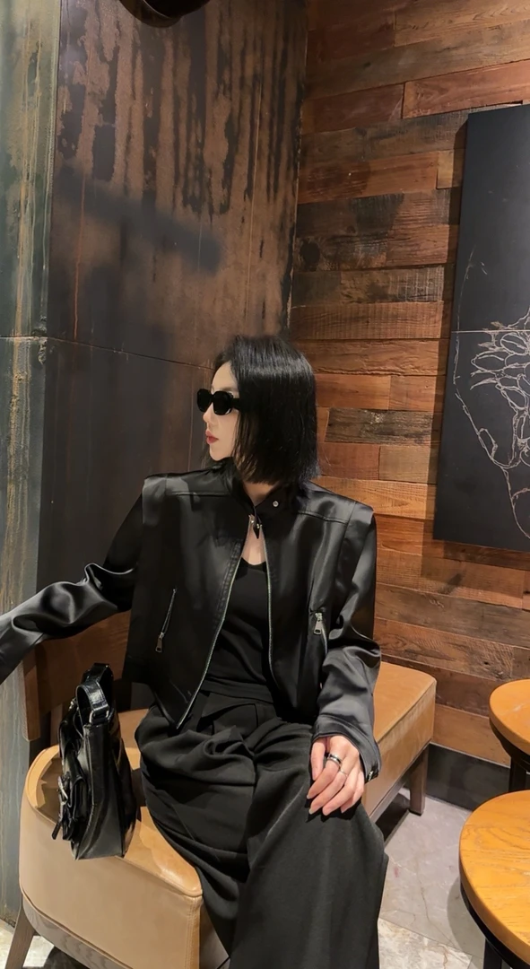 春季新款亮面垫肩短款立领夹克女 6233