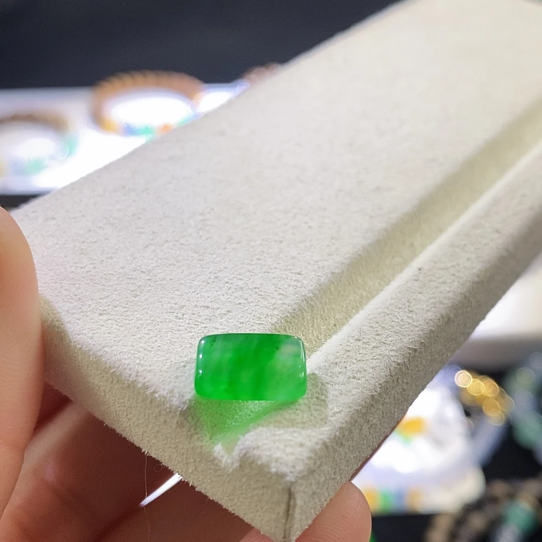 未镶嵌挂件翡翠随行