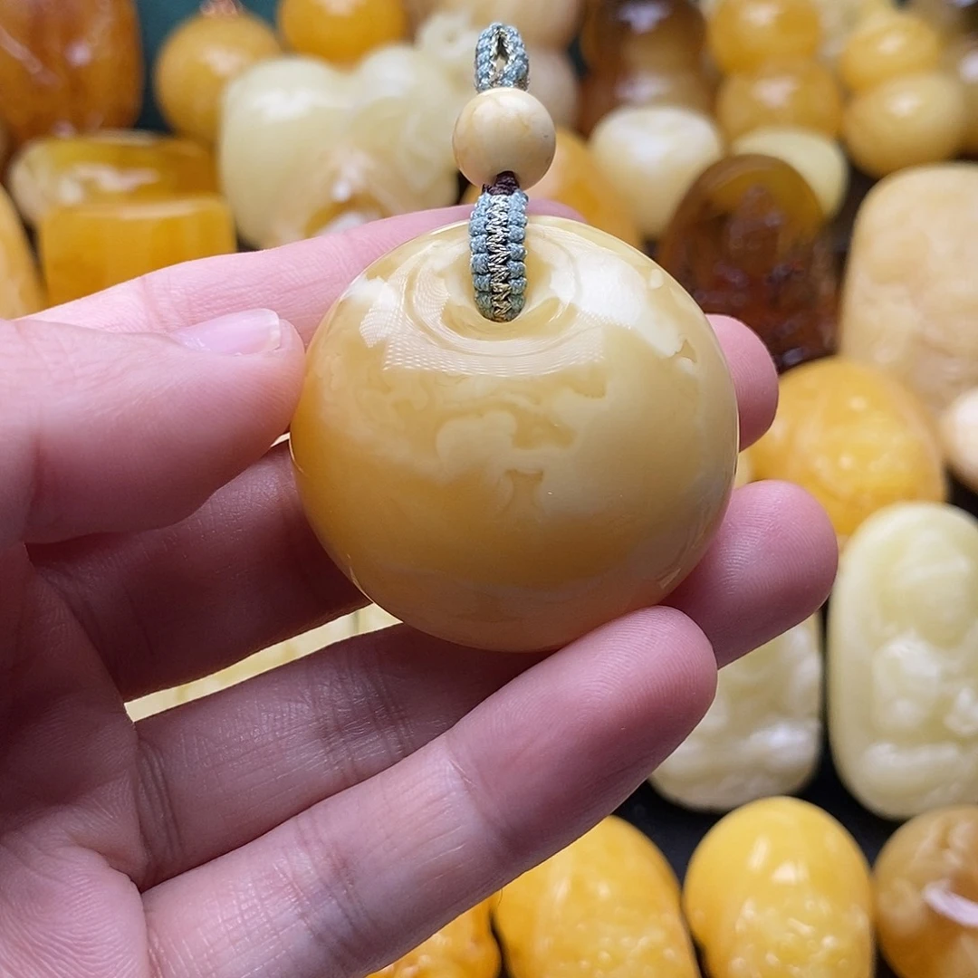 琥珀颈饰未镶嵌琥珀蜜蜡吊坠