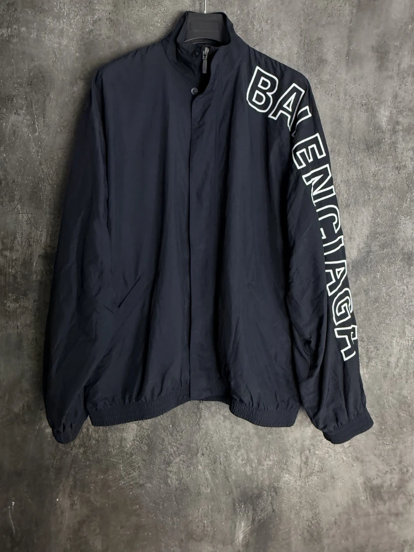 全新未使用 Balenciaga/巴黎世家 字母印花立领拉链夹克/12394