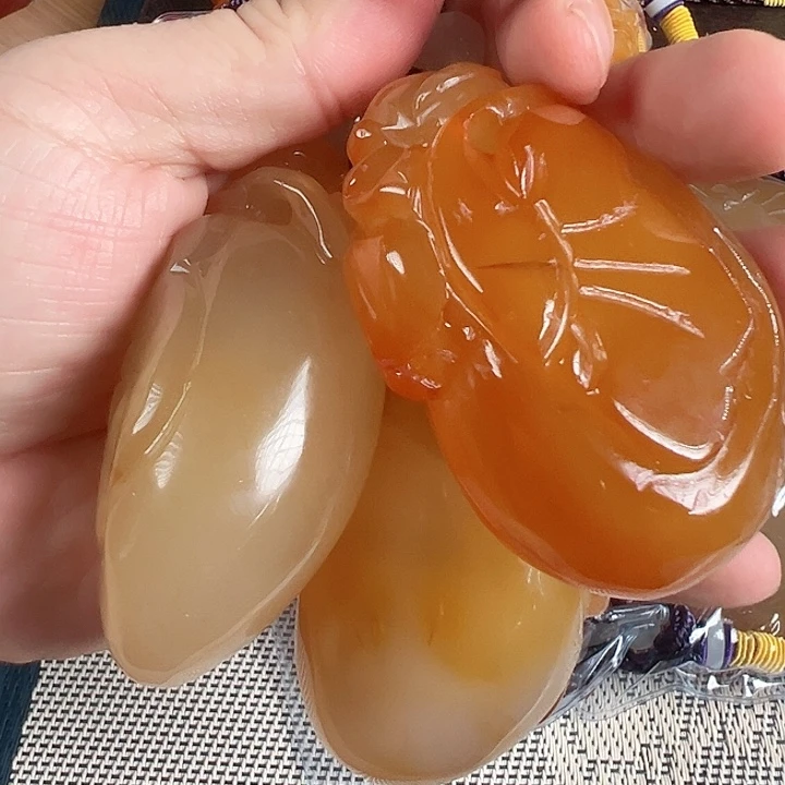 未镶嵌玛瑙/玉髓珠宝奇石