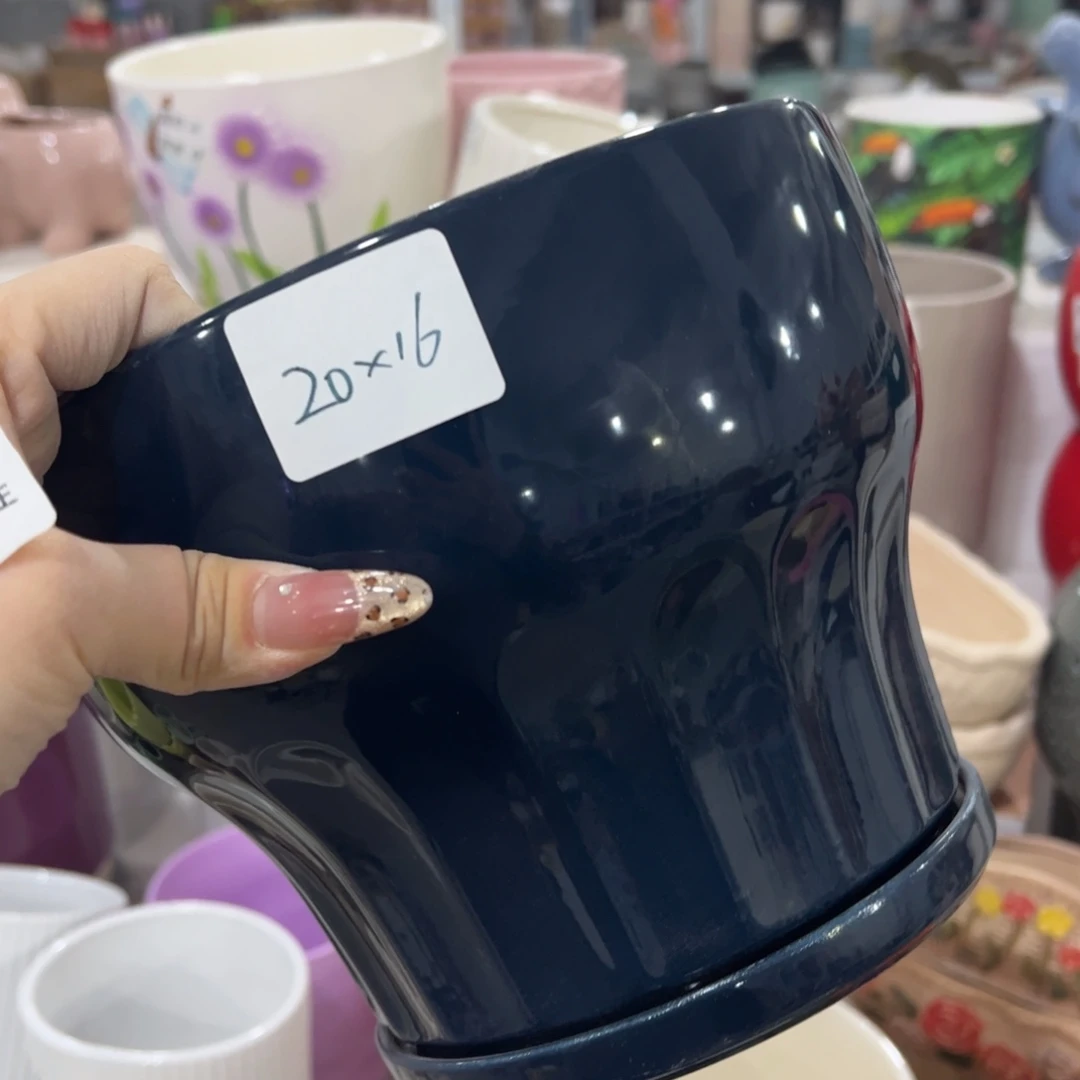 有孔陶瓷花盆，满10米包邮发货
