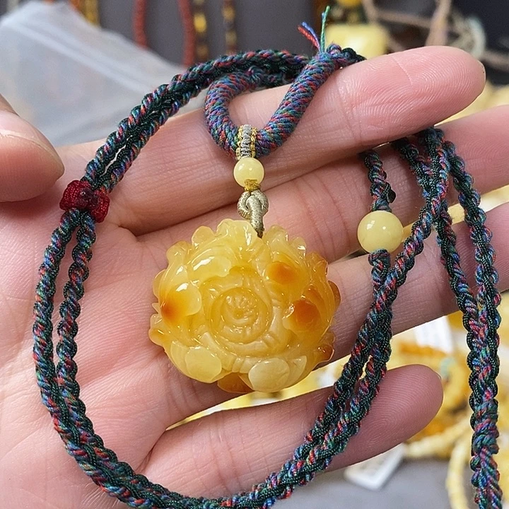 琥珀未镶嵌裸石m牡丹花