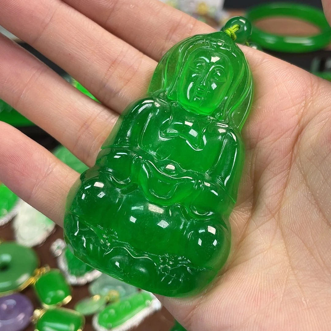 鹏***哥颈饰未镶嵌翡翠吊坠