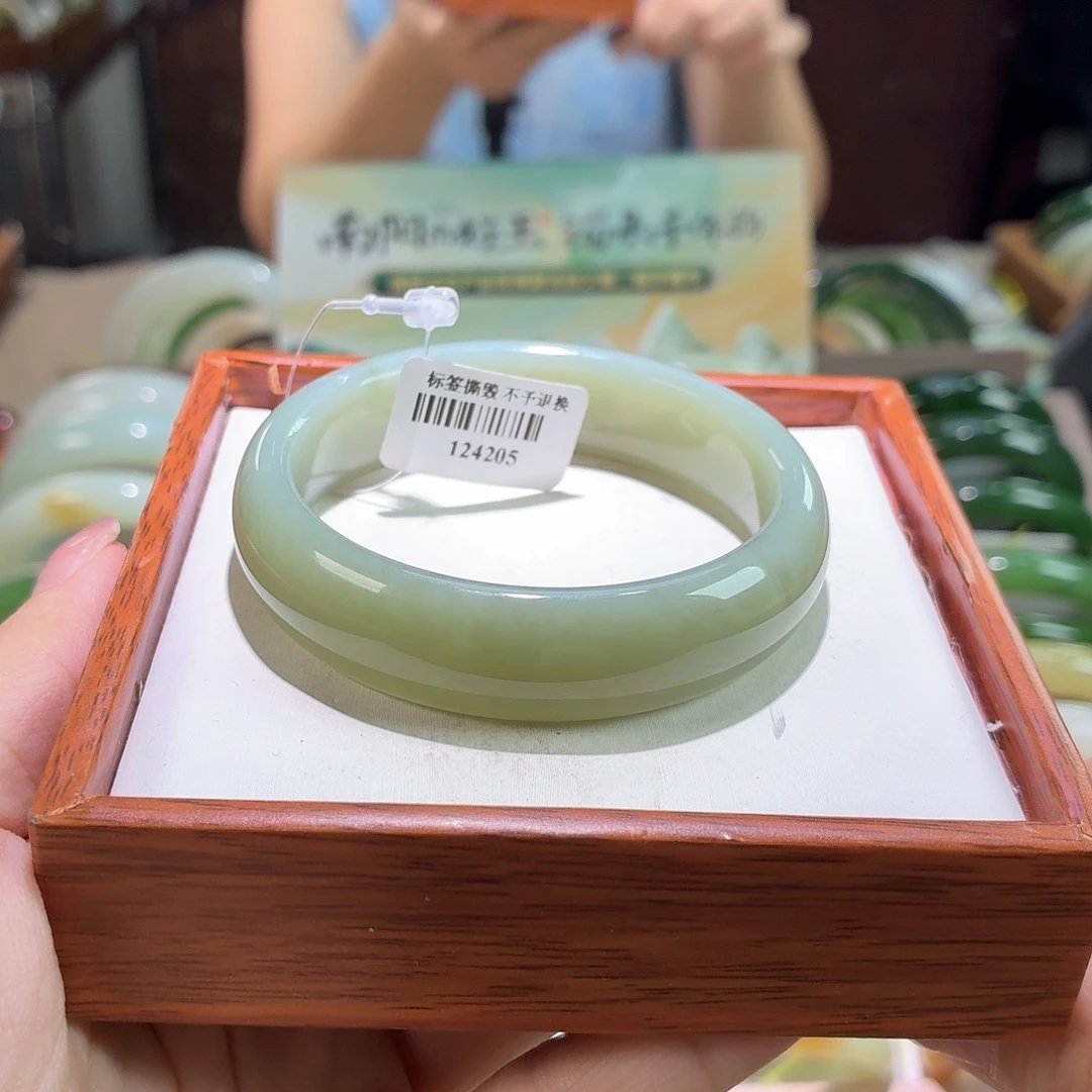 和田玉手镯未镶嵌4。 54/55