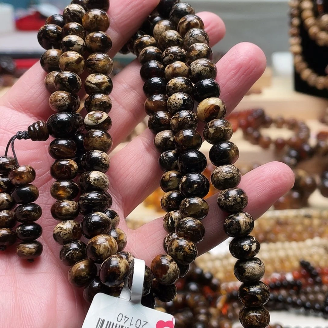 琥珀裸石未镶嵌十一