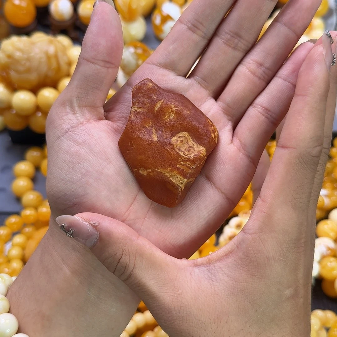 未镶嵌蜜蜡珠宝奇石