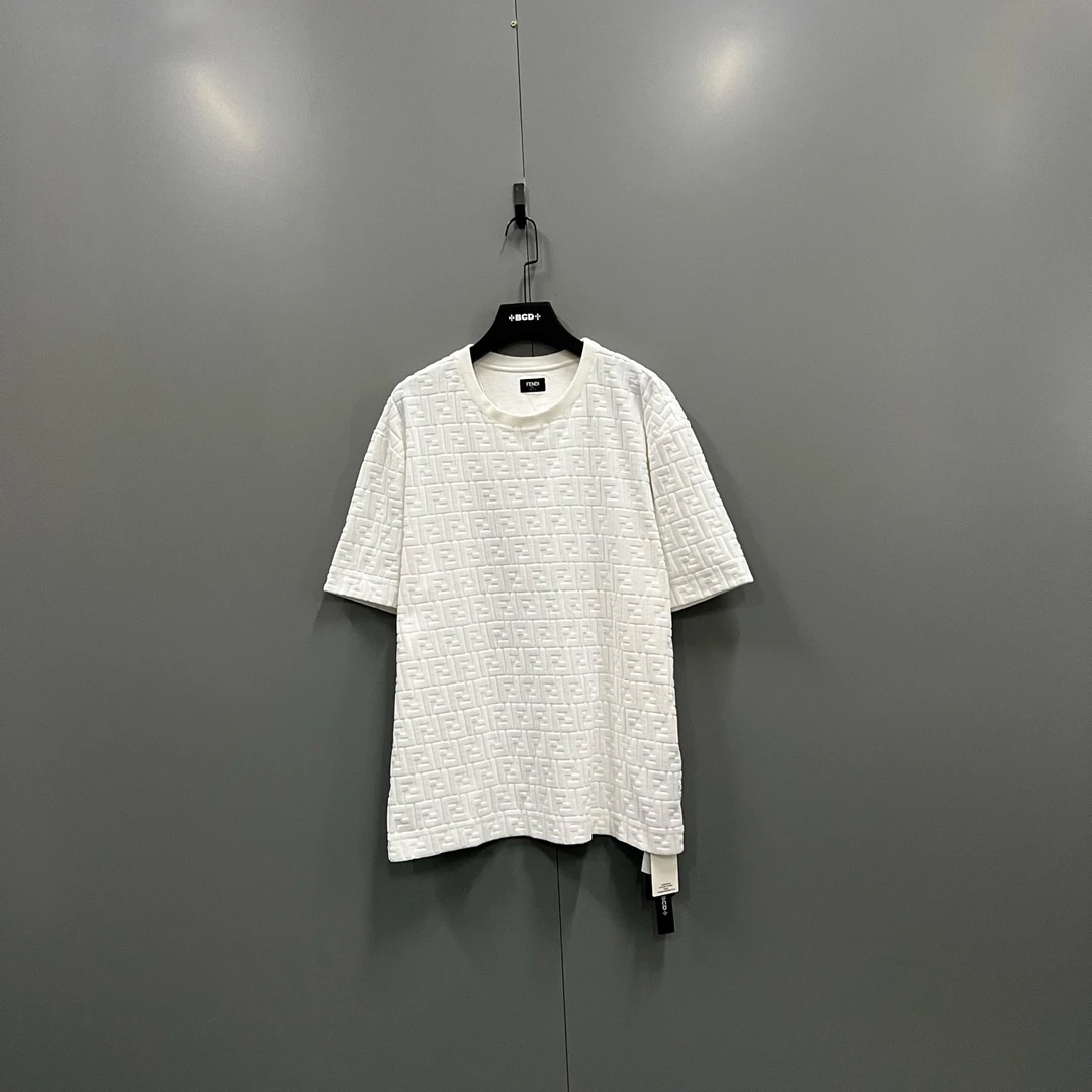 99新 FENDI/芬迪 jp924 FF压纹短袖 XXL 009476