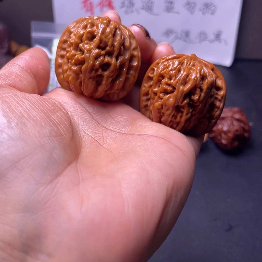 6***7桃核吊坠四座福利