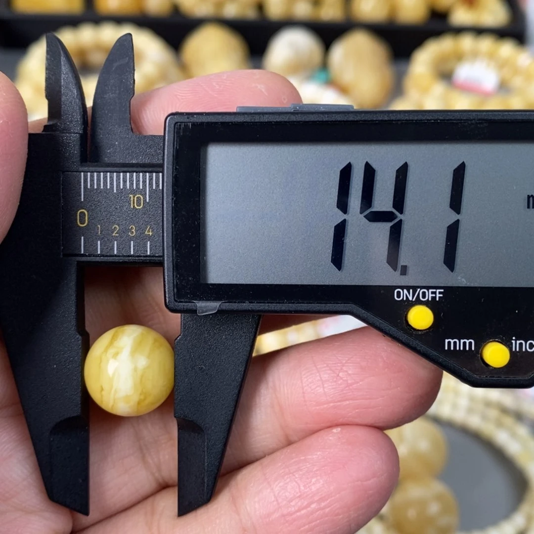 未镶嵌蜜蜡珠宝奇石1.6g