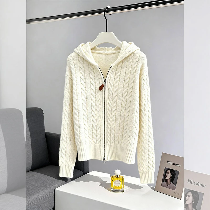 秋冬新款连帽针织衫毛衣女时尚百搭气质轻熟风上衣设计感别致小衫