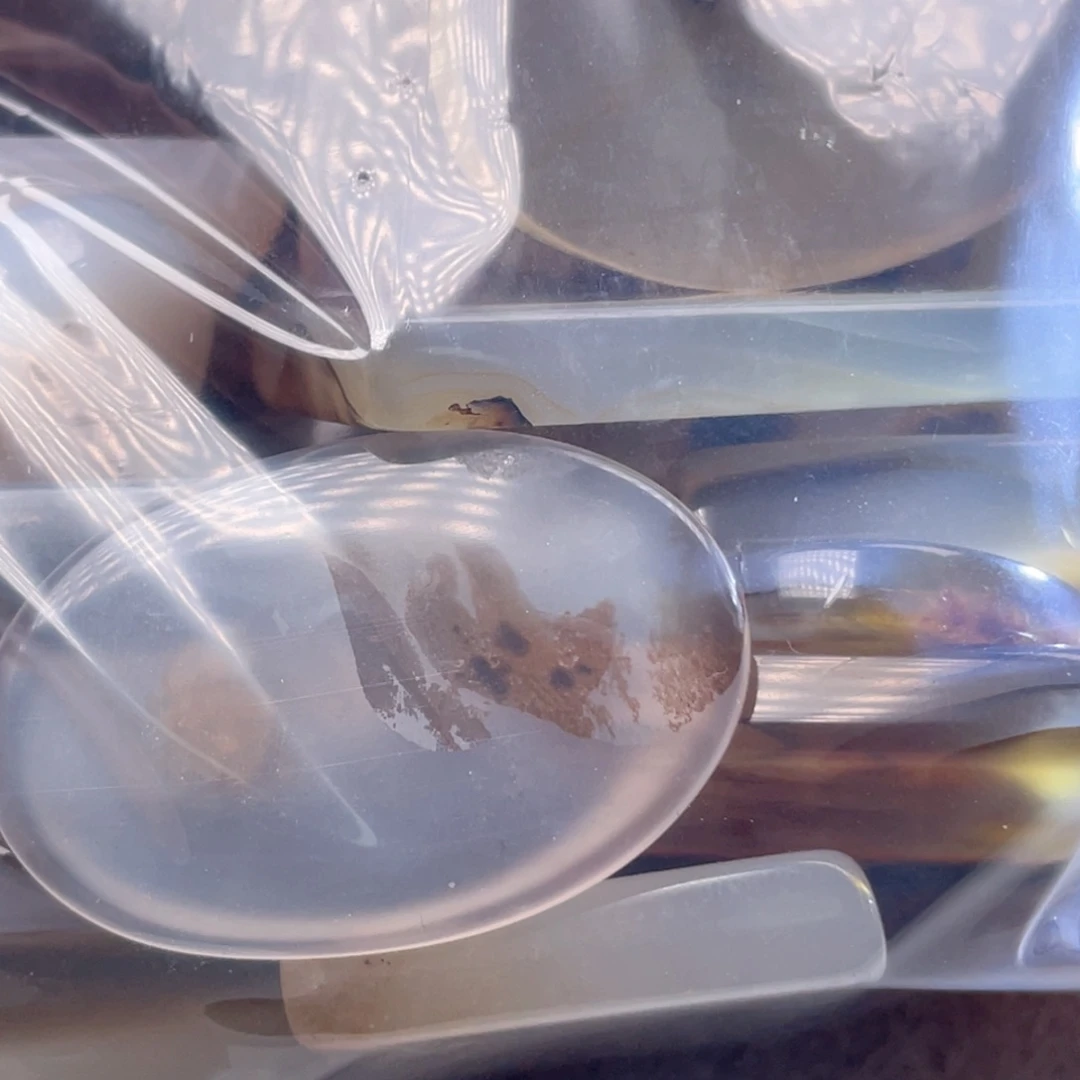 【闪购商品】玛瑙/玉髓颈饰合金丝**缘