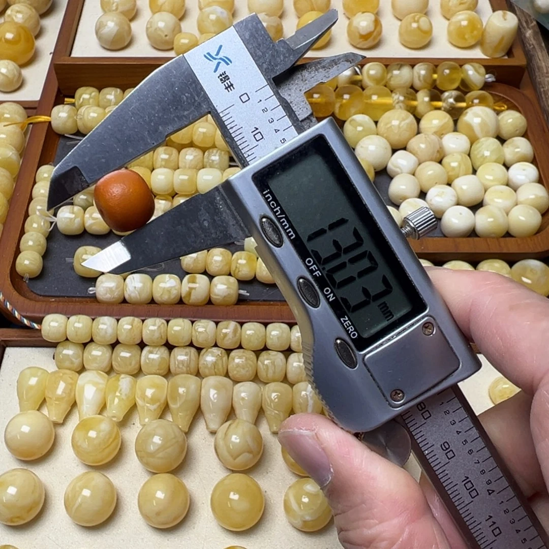 琥珀未镶嵌裸石琥珀蜜蜡