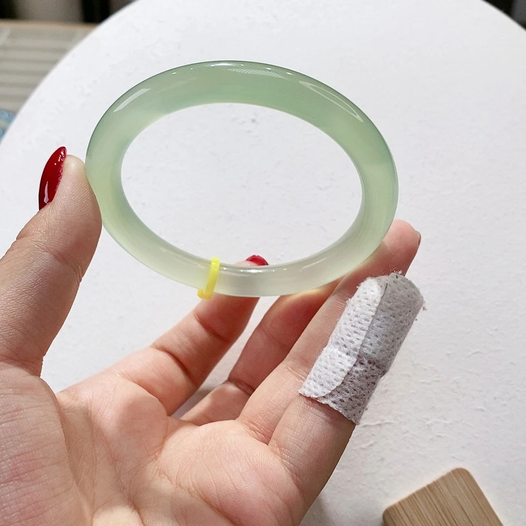 手镯玛瑙/玉髓未镶嵌55