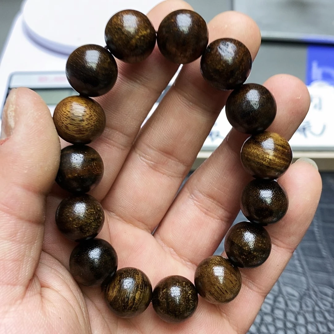 沉香碎屑沉香留疤白旗