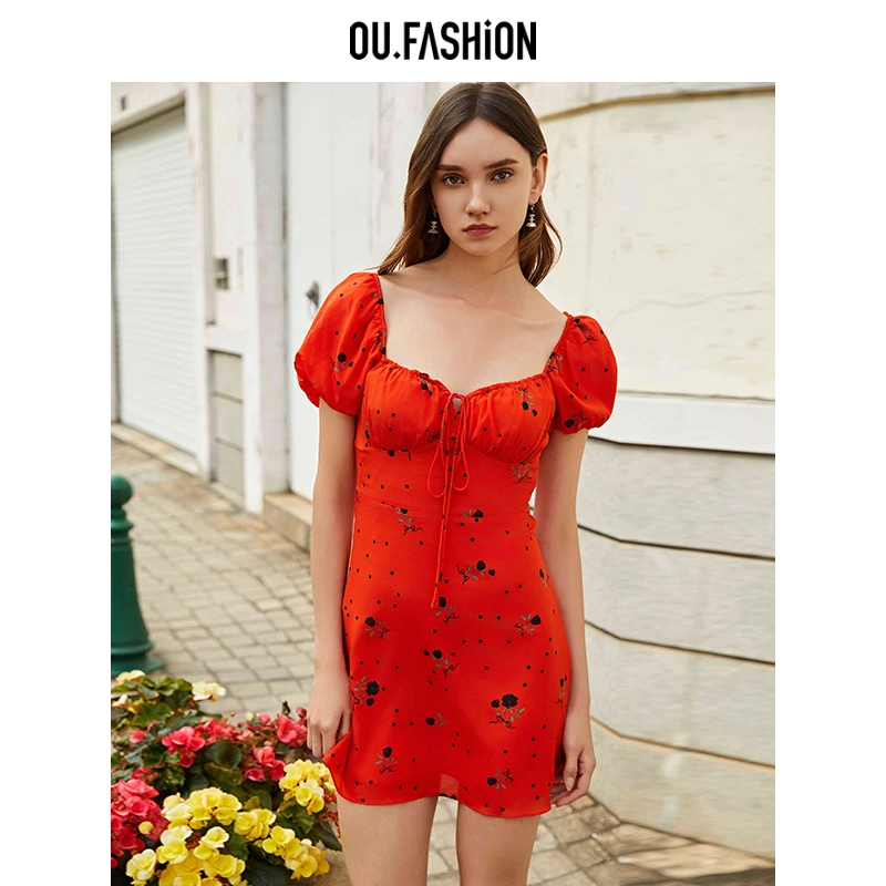 OU.FASHION/欧点方领碎花短袖连衣裙法式茶歇收腰短裙1122420007