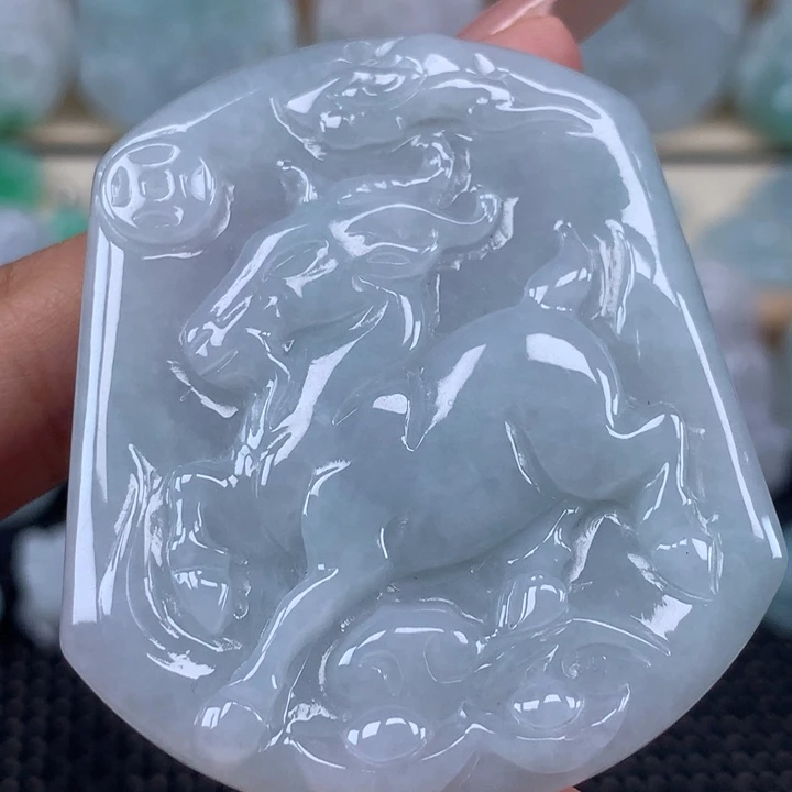 颈饰未镶嵌翡翠羊牌吊坠
