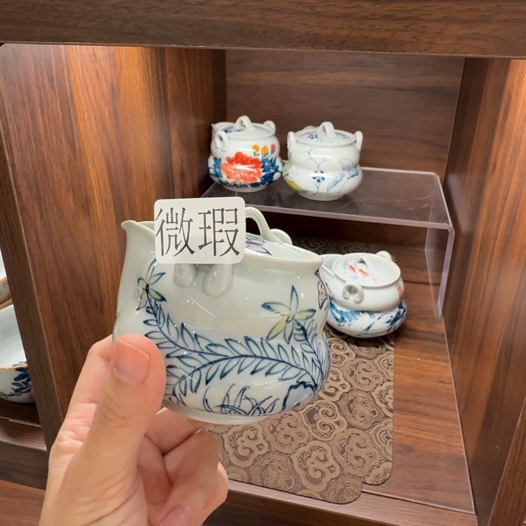 釉下手绘茶具微瑕