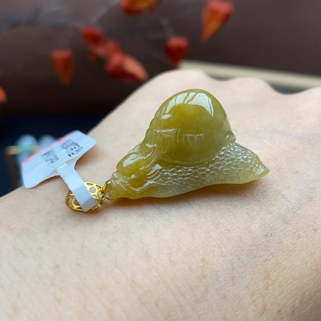 【闪购商品】颈饰18K金镶嵌翡翠37