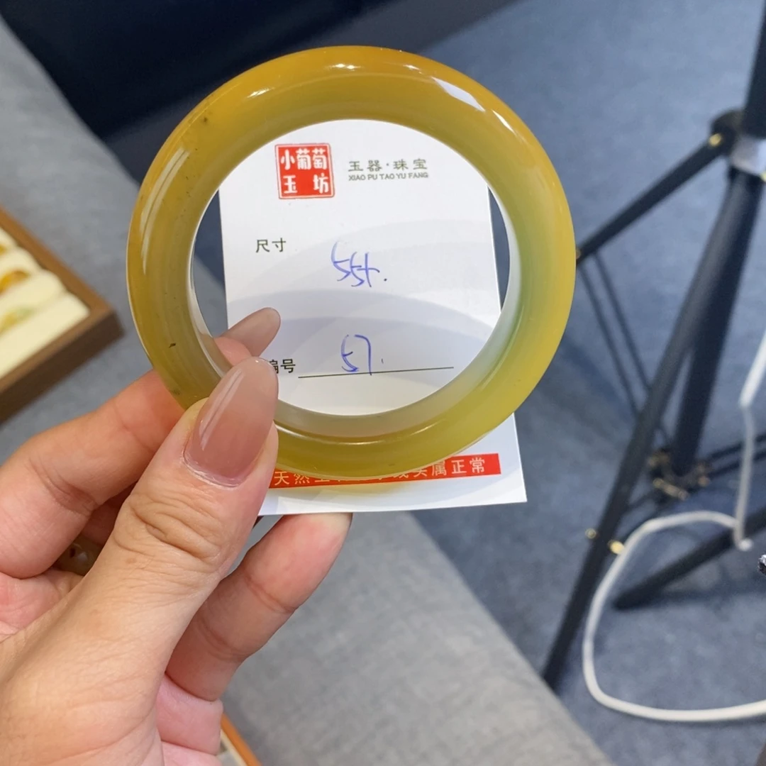 H***！蛇纹石玉未镶嵌岫玉