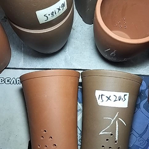 红泥紫泥新品两个花盆微瑕