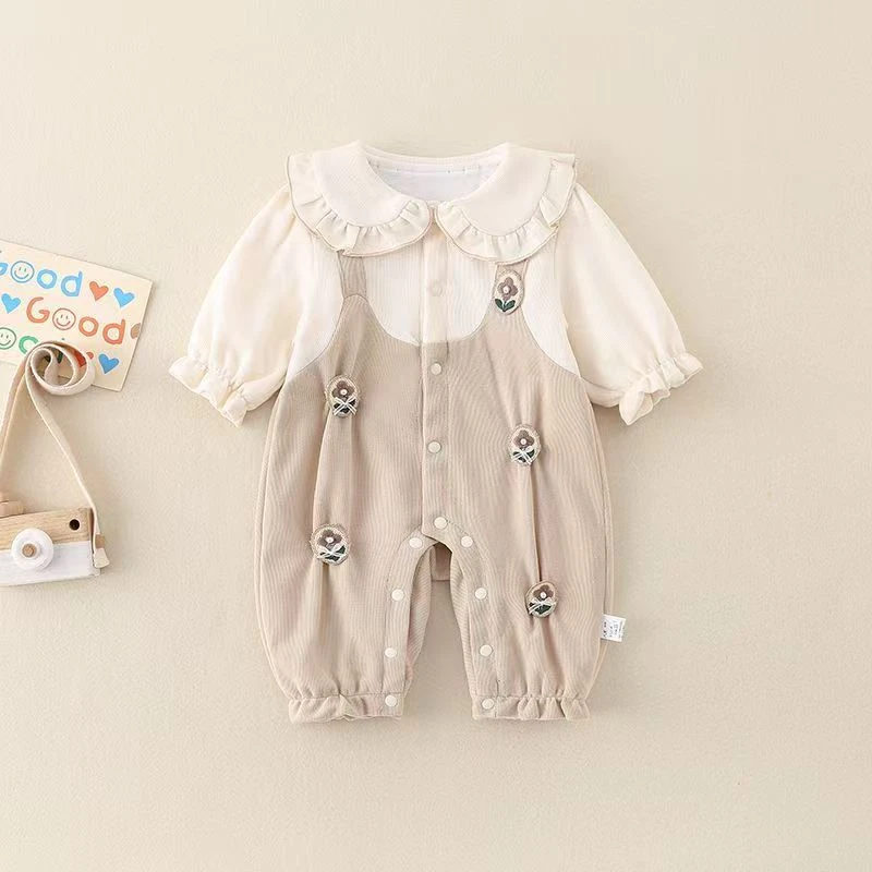 婴儿连体春秋衣服女宝宝秋装洋气秋季套餐可爱外出哈衣爬服