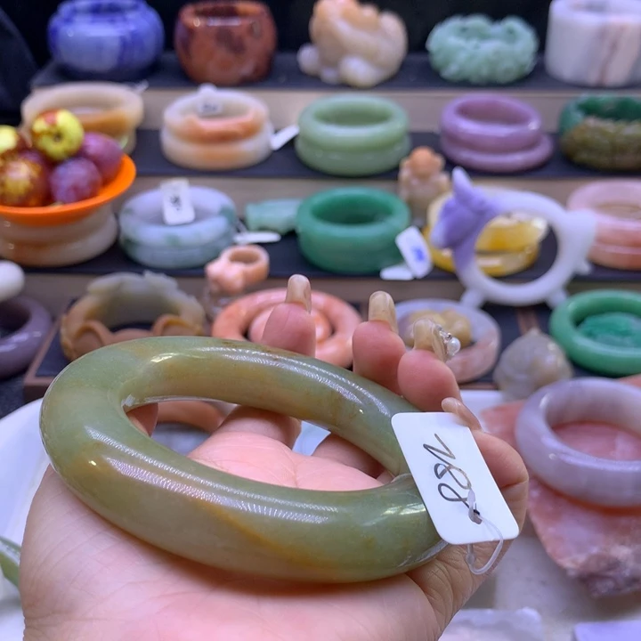 儒***》未镶嵌12234455678899石英质玉