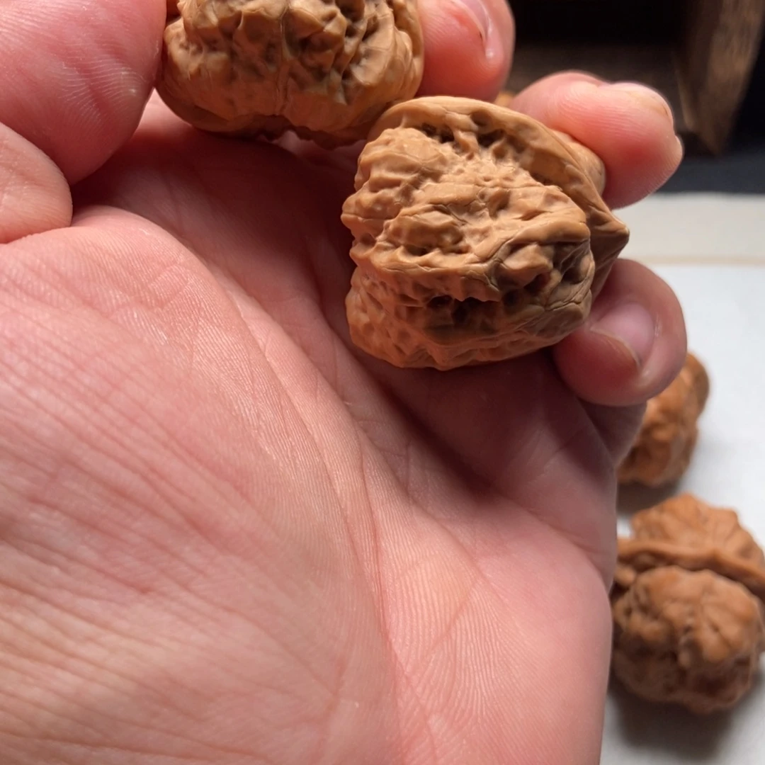 南***意文玩核桃吊坠36蛙蛙