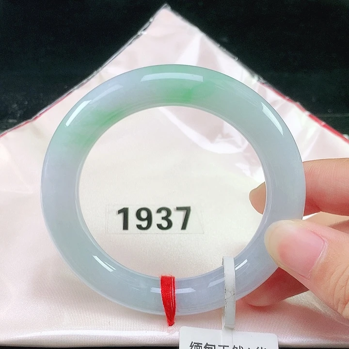 未镶嵌手镯翡翠翡翠手镯