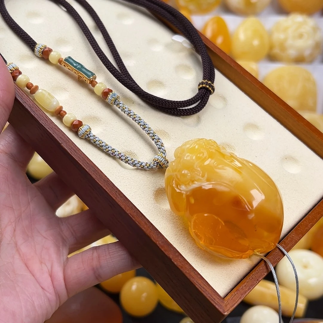 蜜蜡颈饰未镶嵌小****了蜜蜡40g