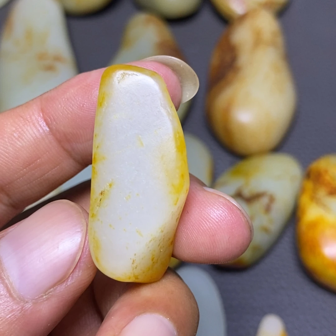 未镶嵌和田玉挂件