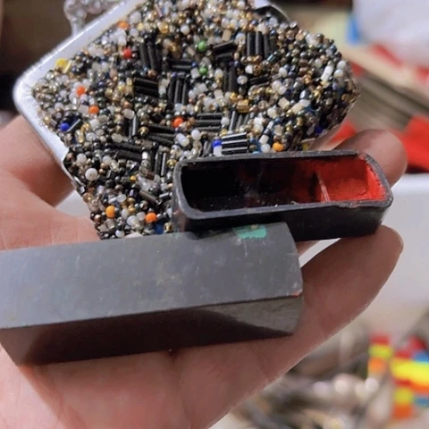 香榧木刘*?Ggfghvggvggcf