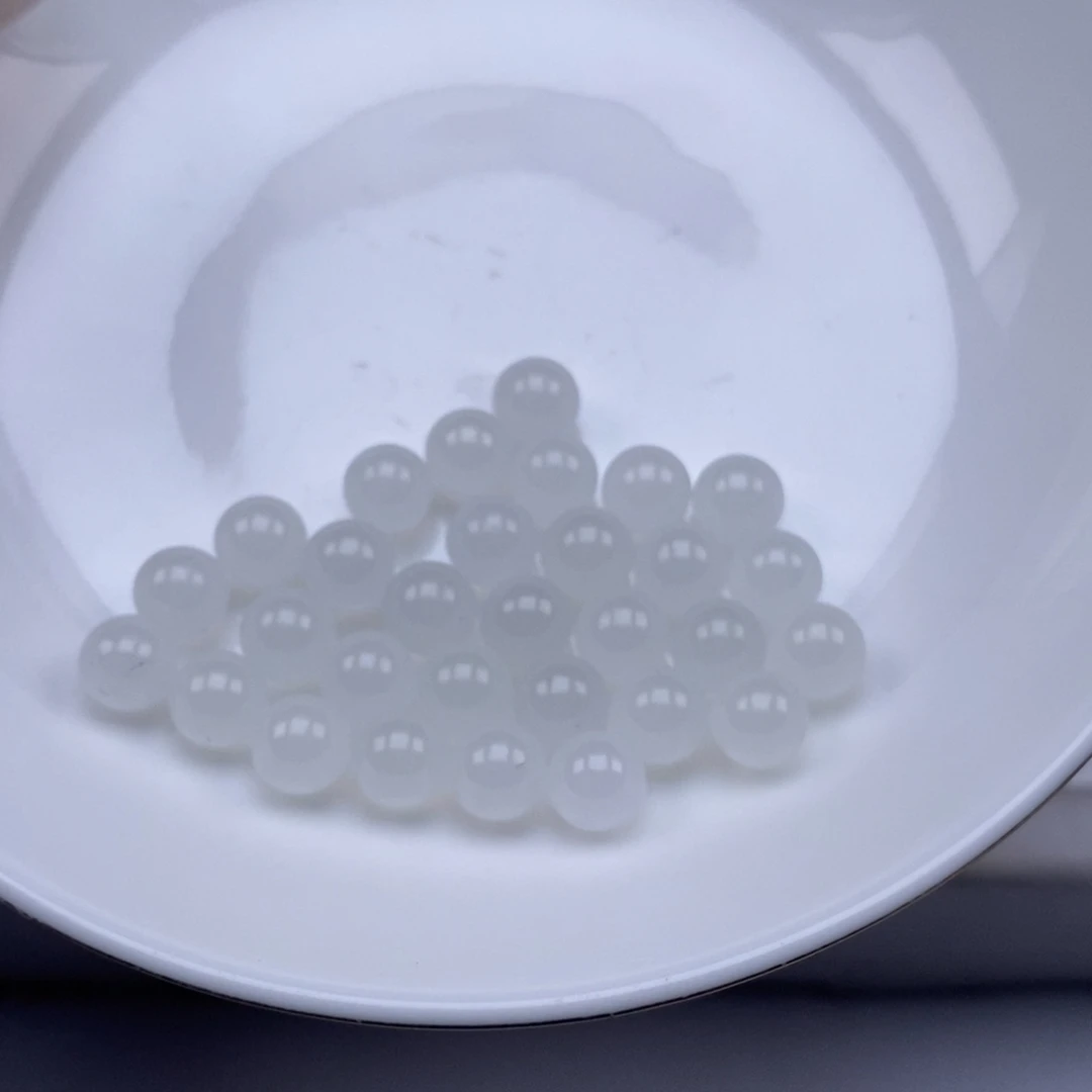 翡翠未镶嵌颈饰?****?翡翠散珠