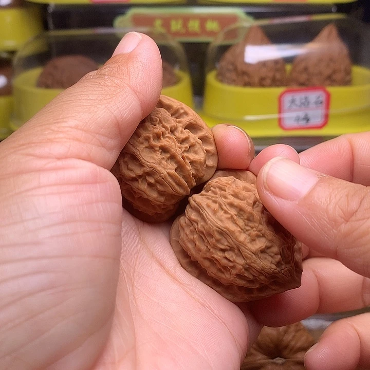 把件文玩核桃金牛