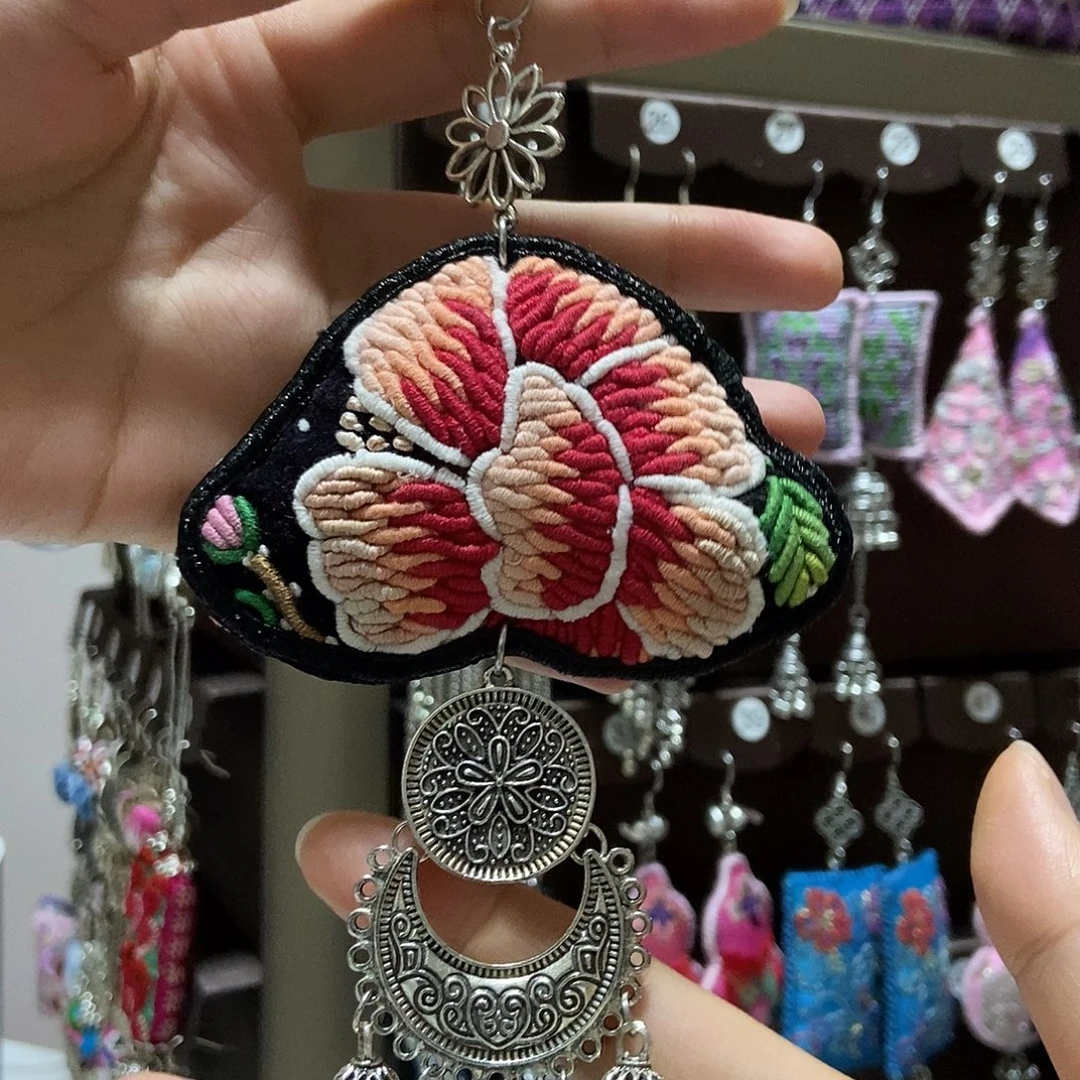 织绣压襟压襟压襟