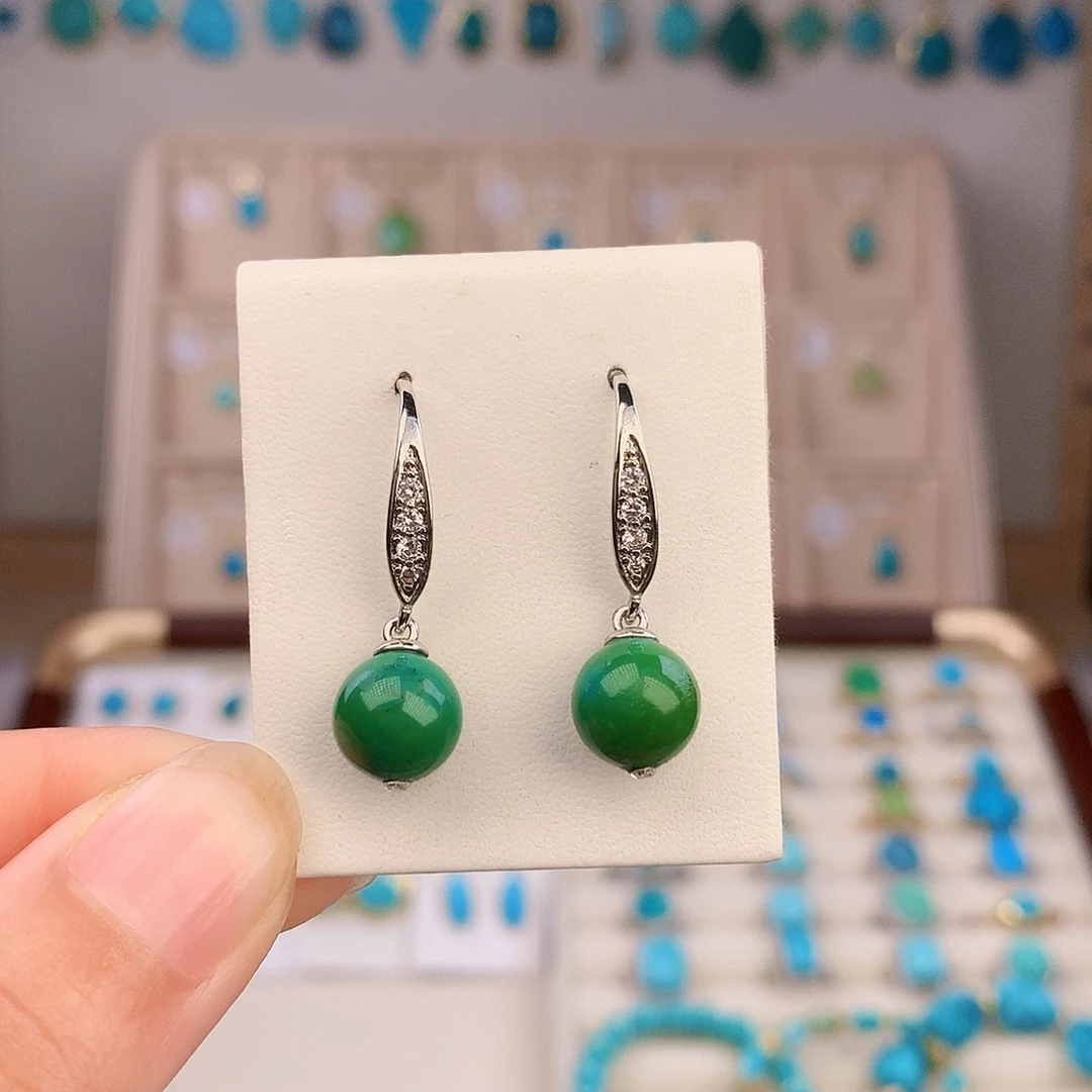 绿松石未镶嵌耳饰