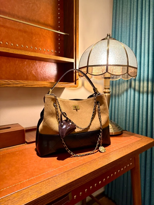 【QQ专属】小香hobo七夕特别版5700，02，5733