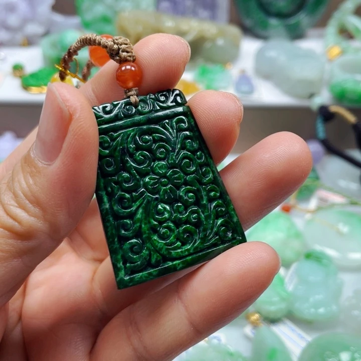 翡翠未镶嵌吊坠(不含链)