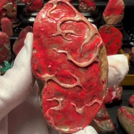 康***道昌化鸡血石原石手把件