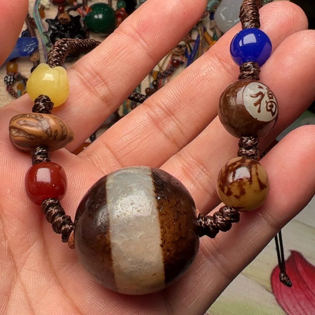 玛瑙/玉髓颈饰未镶嵌