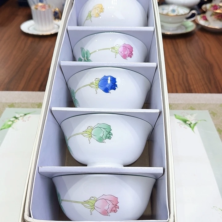 瓷片杯子杯子杯子水杯杯子水杯
