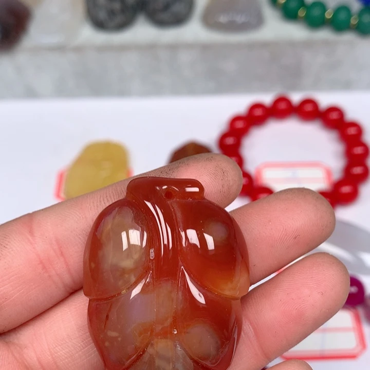 玛瑙/玉髓颈饰未镶嵌团****