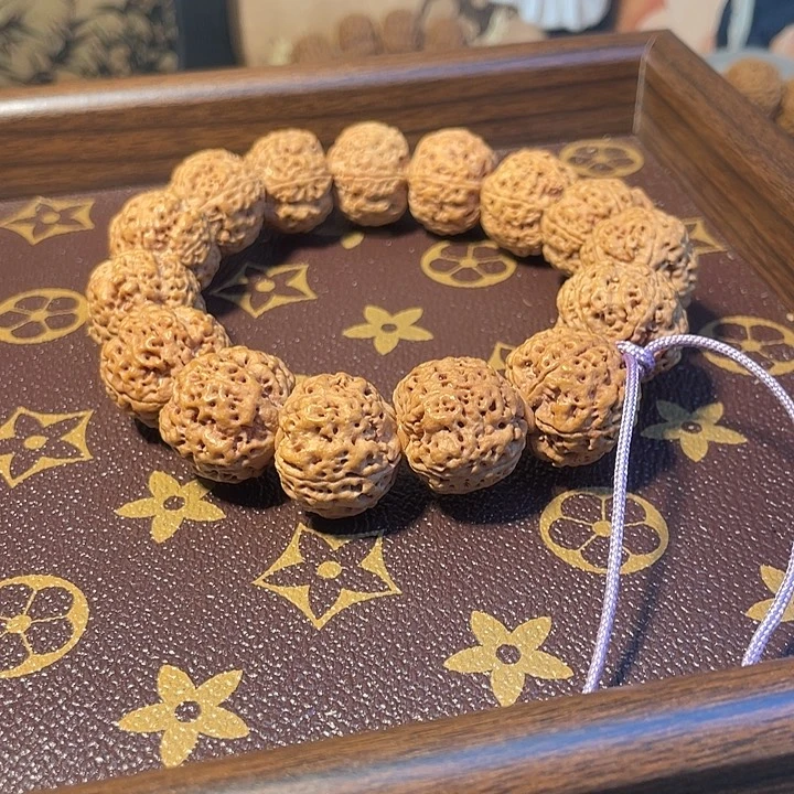手串金刚菩提21mm爆肉蜂王高海拔籽 压手感强