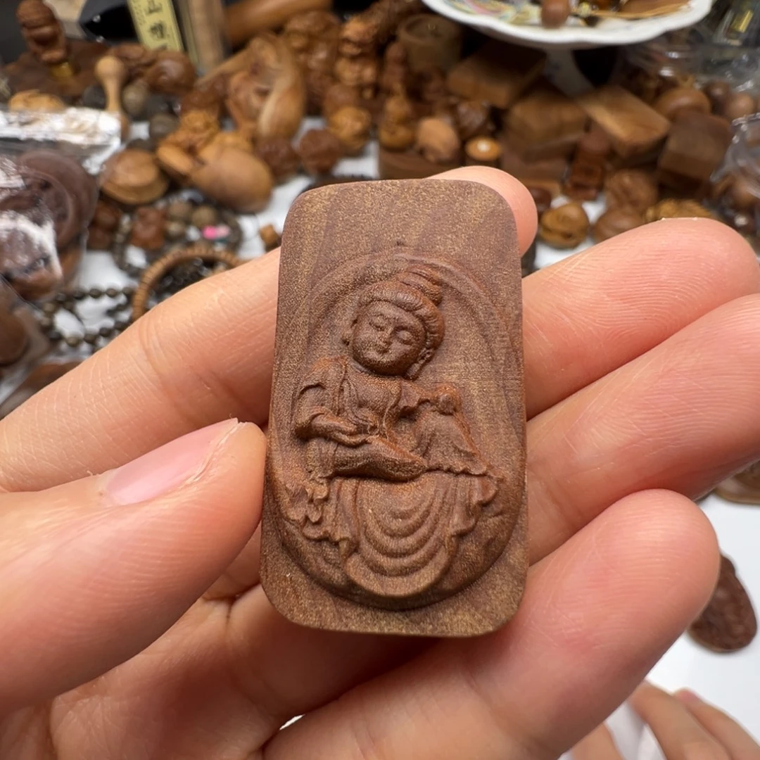 檀香木观自在菩萨老山檀