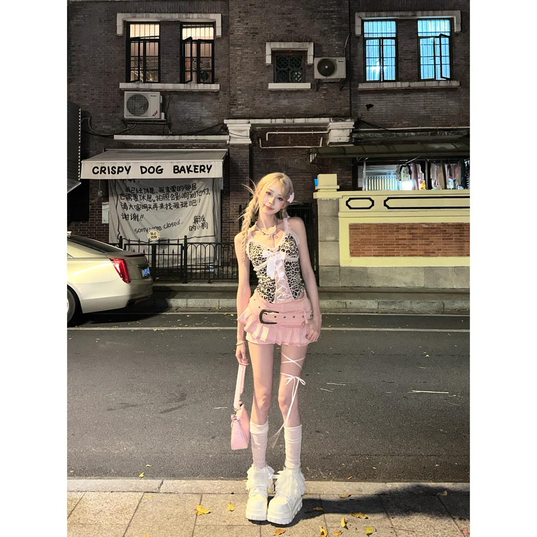 绘梨衣【甜心粉豹】纯欲辣妹风蕾丝拼接豹纹吊带牛仔复古裙裤套装