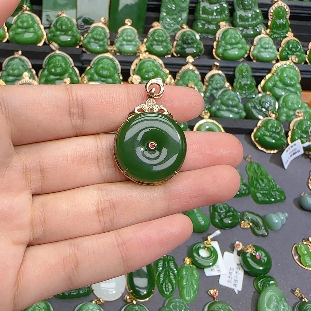 和田玉（碧玉）18K金镶嵌颈饰