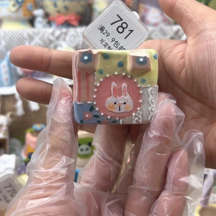 781兔子布艺花盆手绘微瑕
