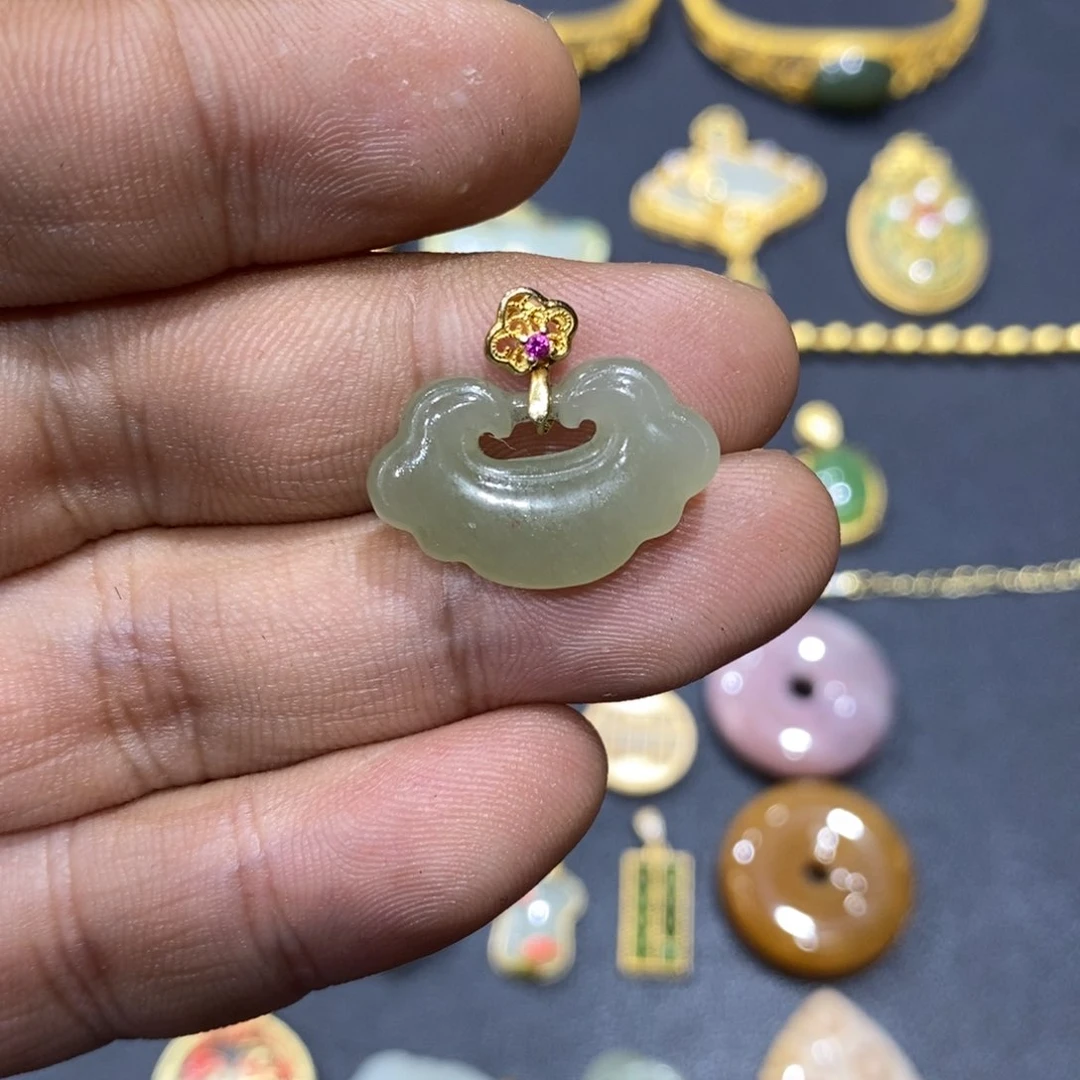 和田玉颈饰银S925镀金镶嵌