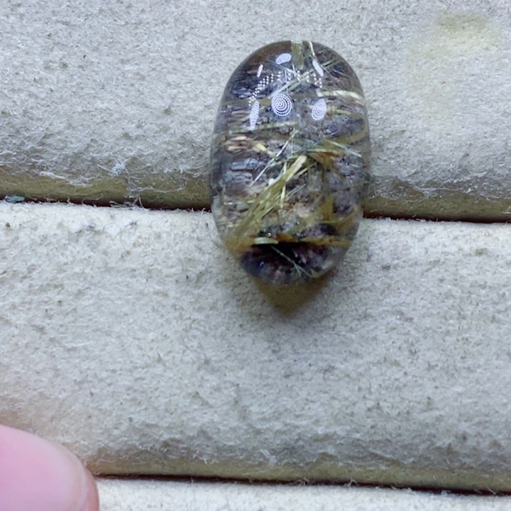 颈饰未镶嵌水晶不**铁水晶